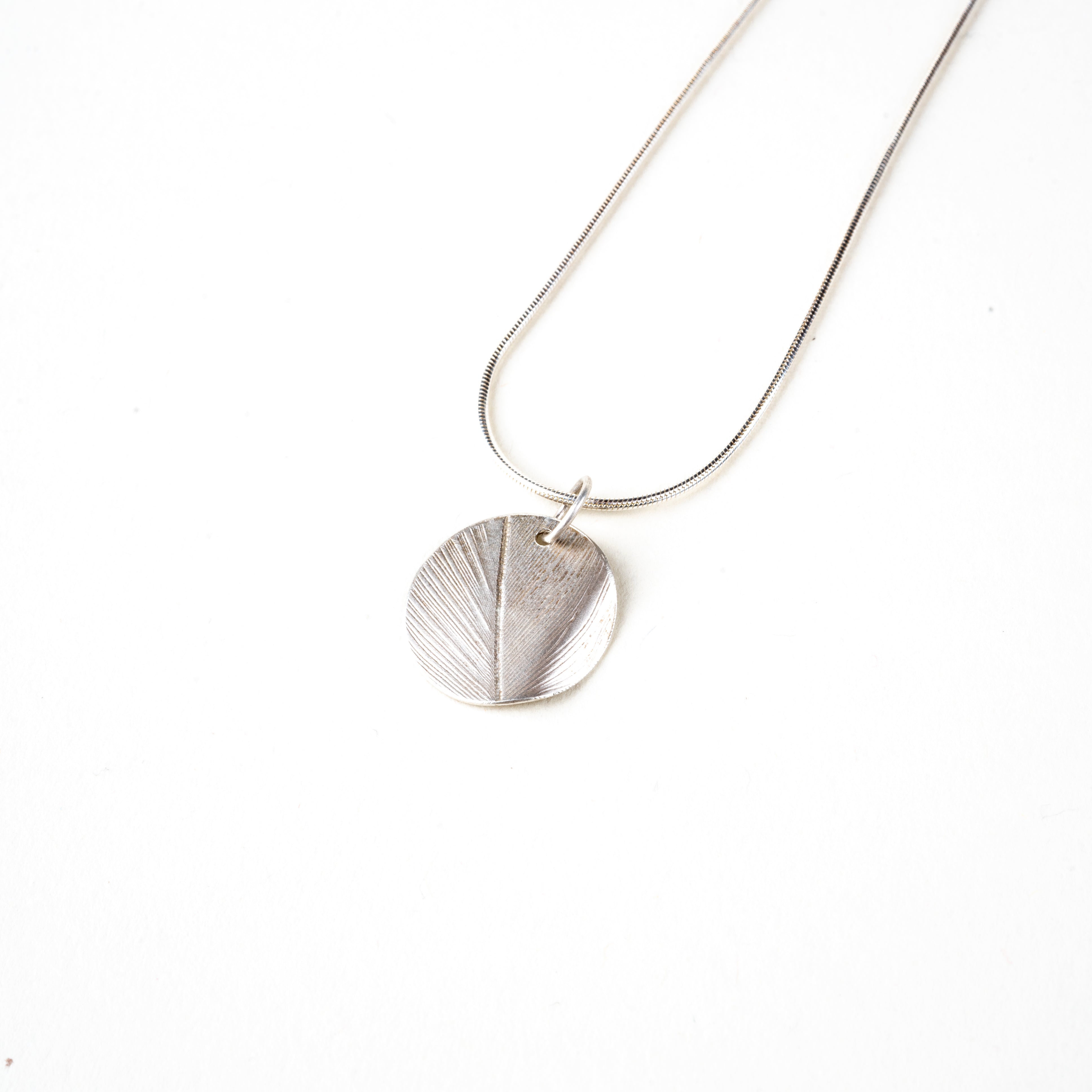 Orbit Wave Textured Necklace